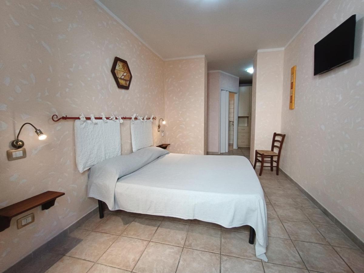La Mezzanella Guesthouse Порто-Торрес Екстер'єр фото