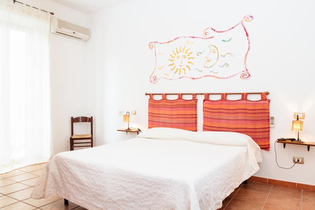 La Mezzanella Guesthouse Порто-Торрес Номер фото